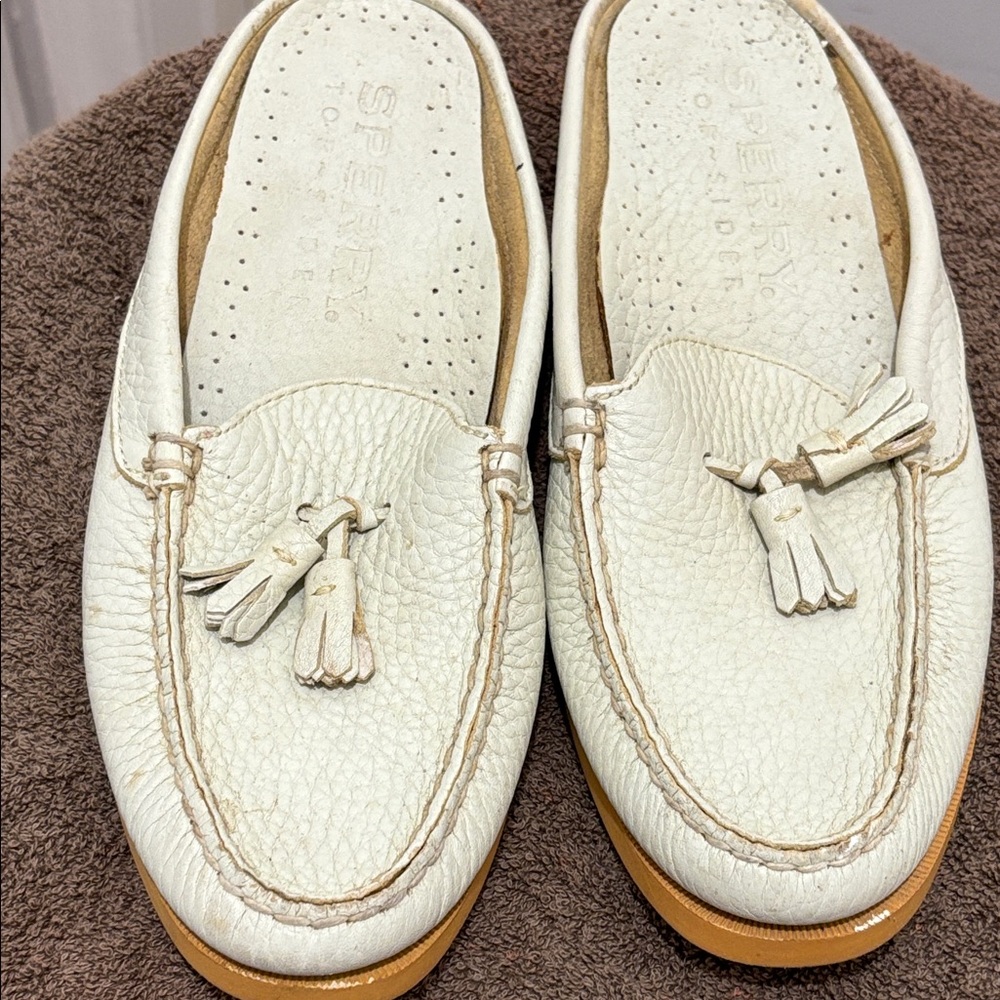 Sperry Cream and Brown Slip In Topsiders